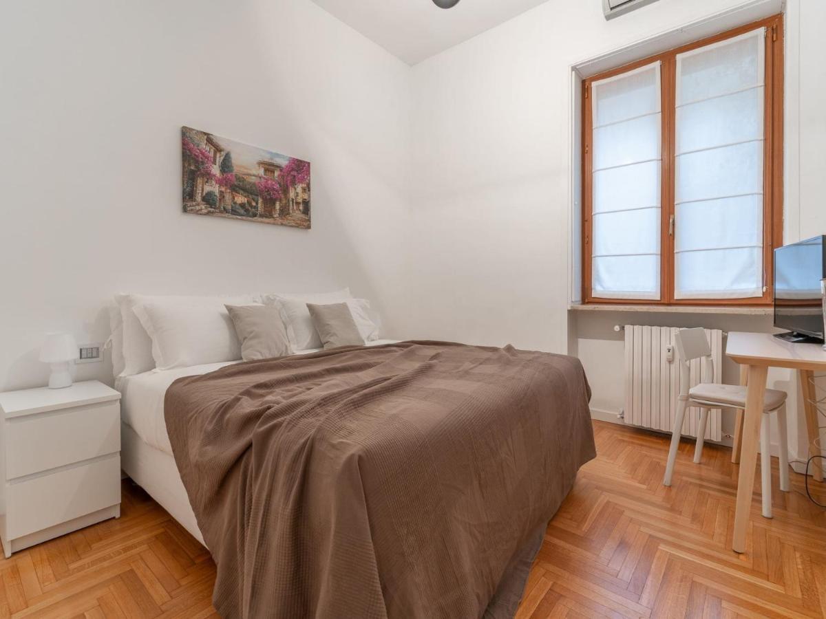 The Best Rent - Spacious Three-Bedroom Apartment In Moscova Milán Exterior foto