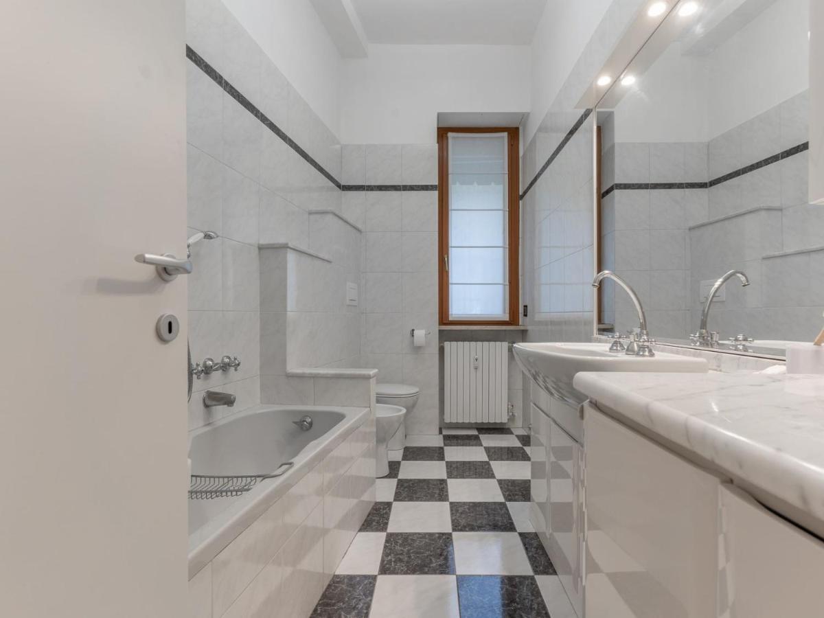 The Best Rent - Spacious Three-Bedroom Apartment In Moscova Milán Exterior foto