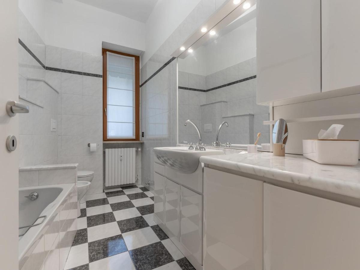The Best Rent - Spacious Three-Bedroom Apartment In Moscova Milán Exterior foto