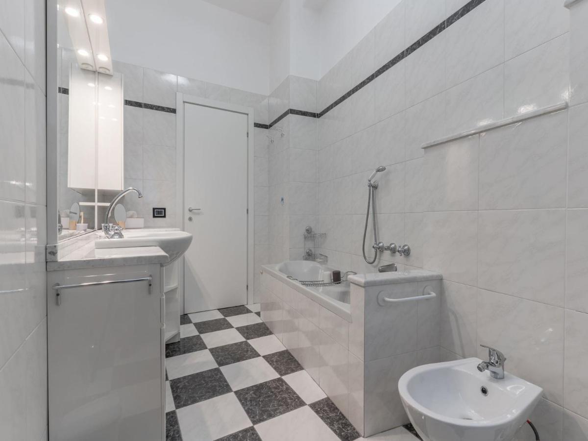 The Best Rent - Spacious Three-Bedroom Apartment In Moscova Milán Exterior foto